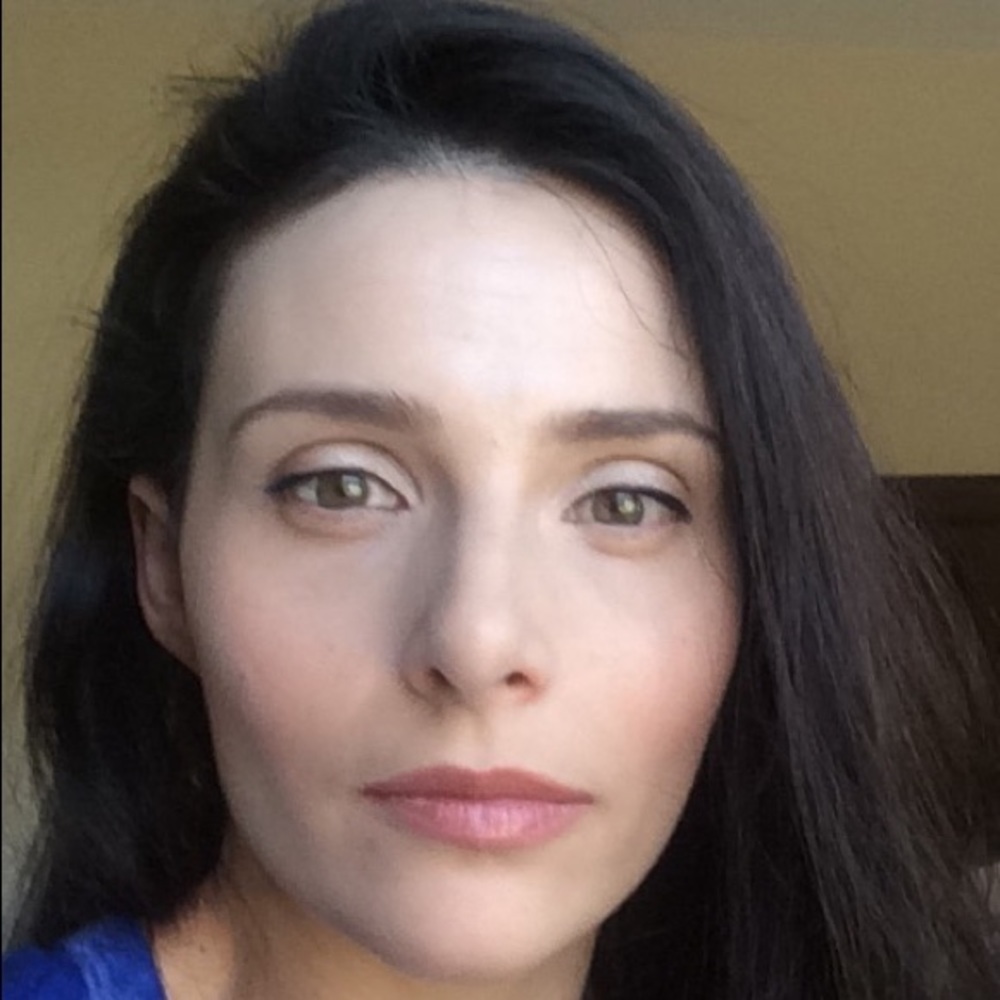 Meet your Posher, Elena